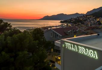 Villa Braga a9 has Balcony rooms