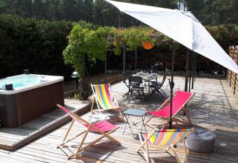 contis SPA allows 18 year olds to book a room