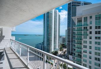 The Club At Brickell Bay has Balcony rooms