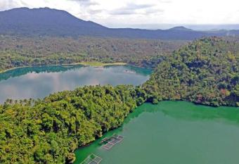 San Pablo City Guesthouse near Villa Escudero has Balcony rooms