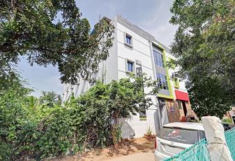 Flagship I Plaza allows 18 year olds to book a room