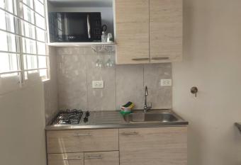 Aparta estudio amoblado 4 Medell  n, San Joaqu  n allows 18 year olds to book a room