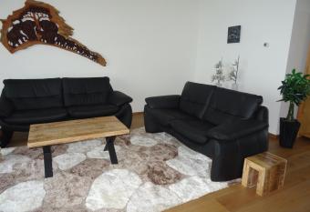 Kustverhuur, Appartement aan Zee, Port Scaldis 01061 allows 18 year olds to book a room