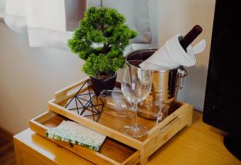 Hotel Bonsai has Balcony rooms