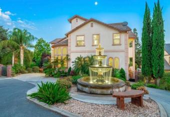 Private Master suite with Sauna and Bathtub allows 18 year olds to book a room