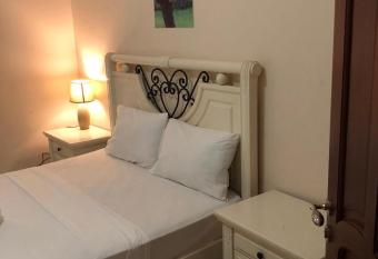 Sleepwalking Oysterbay has Balcony rooms