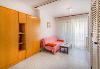 Dnmrca3-4-std has Balcony rooms