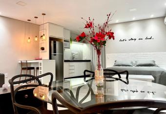 Apto Loft Novo - Porto Belo - 5 min a p   da praia allows 18 year olds to book a room