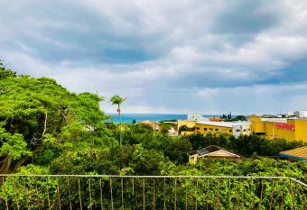 The Manor on Berea has Balcony rooms