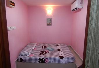 LA MOTEL allows 18 year olds to book a room