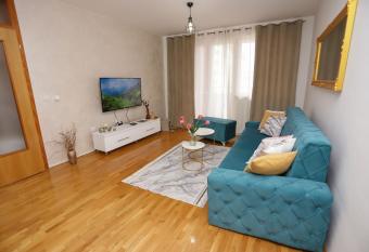 Apartman Cezar Lukavica has Balcony rooms