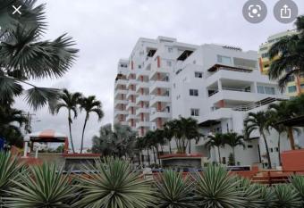 Tonsupa Marina Grande Departamento 5A has Balcony rooms