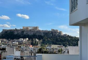 WUKELA APARTMENTS allows 18 year olds to book a room