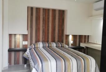 LAS S  BILAS Habitaci  n 5 allows 18 year olds to book a room