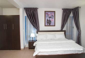 Lovely 1-bedroom apartment at the heart of Asokoro has Balcony rooms