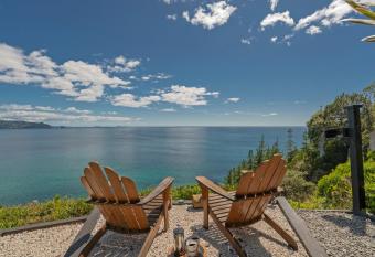 Oceana Heights Paradise - Beautiful 2 bdrm self contained apartment has Balcony rooms