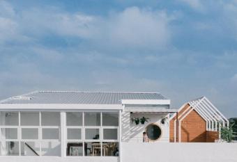 Grow home -Stay and space, Self check-in has Balcony rooms