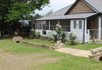 Campbell Stays has Balcony rooms