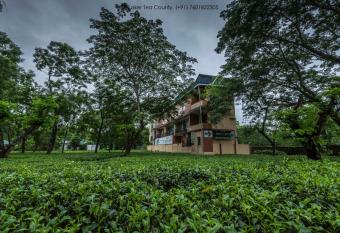 Tusker Tea County has Balcony rooms