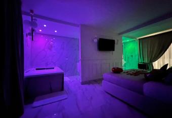 ANAMA camere & suite has Balcony rooms