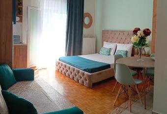 DREAM HOME allows 18 year olds to book a room