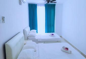 Lovely Seaview Penang Homestay @ Mansion One Gurney Pulau Pinang has Balcony rooms