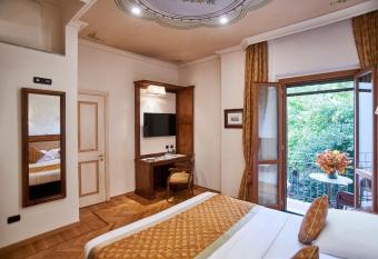 Adler Cavalieri Hotel-Private Spa & Gym has Balcony rooms