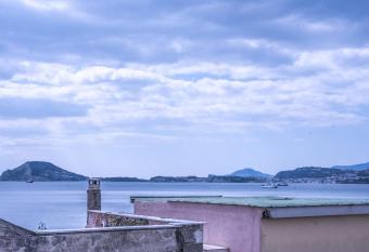 Casa Adele has Balcony rooms