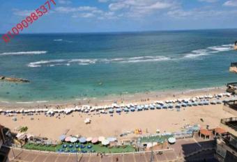 Panoramic Sea View Flat miami FAMILY ONLY                                                                                      has Balcony rooms