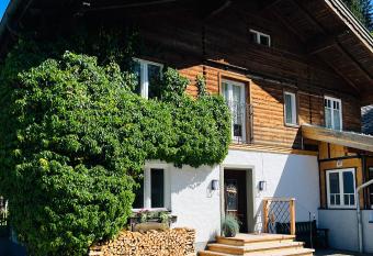 Haus Stille Nacht Wagrain has Balcony rooms