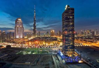 High Floor Stunning 2BR-Mall Street-Dubai Downtown has Balcony rooms