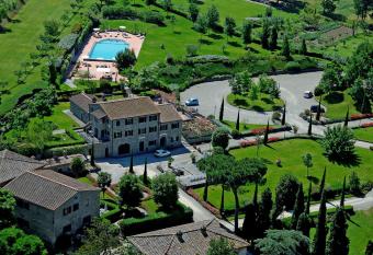 Borgo Il Melone has Balcony rooms