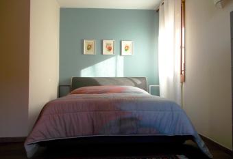 Residenza San Felice has Balcony rooms