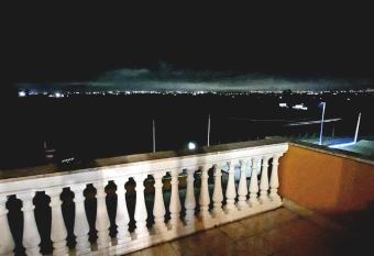 Roxy Alto Belvedere has Balcony rooms