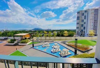 Sunset Cozy Home @PRAI has Balcony rooms