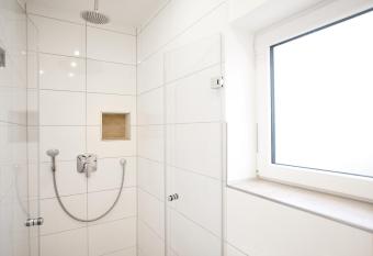 Sunlit Garden & Mountain Apartment has Balcony rooms