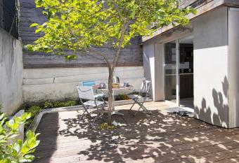 Moutte has Balcony rooms