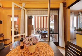 Appartamento Amedeo has Balcony rooms