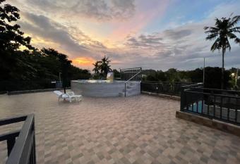 Charming Apartelle with Swimming Pool -Exclusive has Balcony rooms