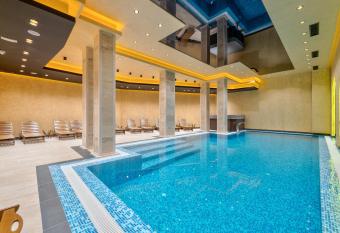 Sunset Lux S3 Wellness & Spa Zlatibor has Balcony rooms