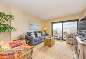 Ocean Breeze East has Balcony rooms