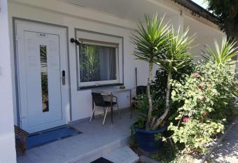 Apartment-EG-06 has Balcony rooms