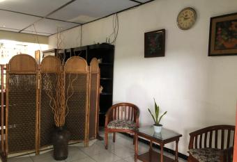 Gress Homestay has Balcony rooms