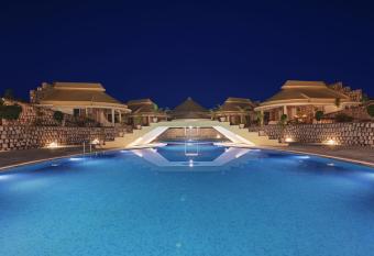 The Sawai Bagh has Balcony rooms