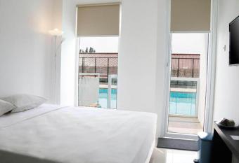 X-pressbedroom Vivo-Jogja has Balcony rooms