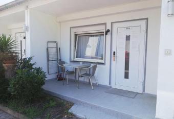 Apartment-EG-05 has Balcony rooms