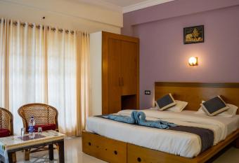 White House Residency allows 18 year olds to book a room