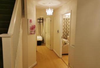 Dunsen House has Balcony rooms