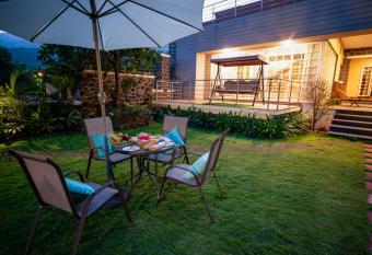 SaffronStays Forest Trails, Pawna - pool villa with forest views has Balcony rooms