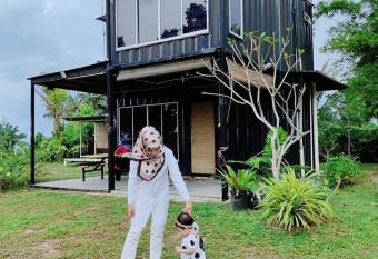 Hasina Resort @Sedili allows 18 year olds to book a room